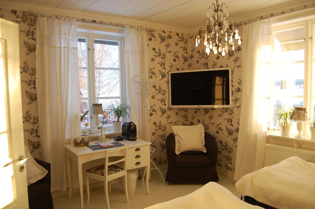 Brunnsgarden Bed & Breakfast Skellefteå Rum bild